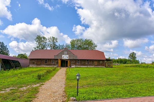 Barn Roofing Service in Ballston Spa